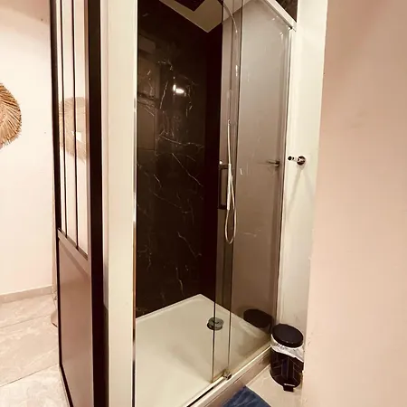 Luxe Cache Balneo Et Sauna Prives - 372 *